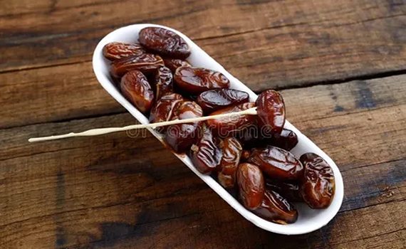 تصویر 2 از قیمت خرید خرمای شاهانی آراتیس + فروش ویژه